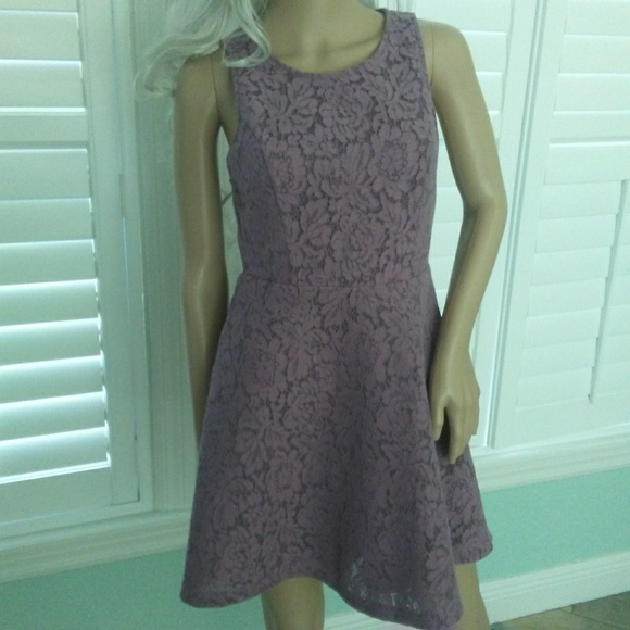 Forever 21 Dresses & Skirts - Forever 21 Lilac lace mini dress EUC A-line